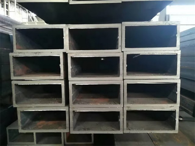 新疆Q355B无缝矩形方管